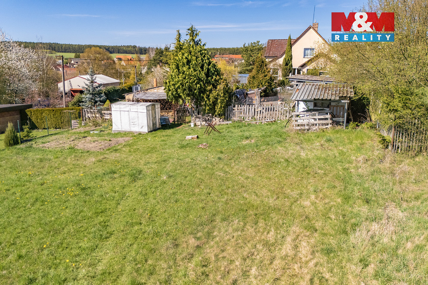 Prodej stavebního pozemku 1 161 m² – fotografie 2