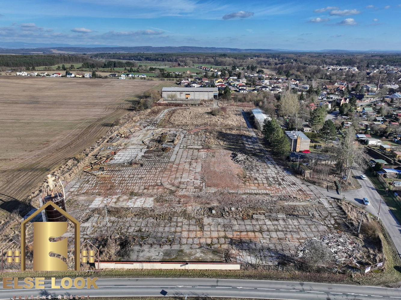 Pronájem zpevněné plochy - Třebechovice pod Orebem (Hradec Králové 11km, Jaroměr D11 20km ) – pohled 2