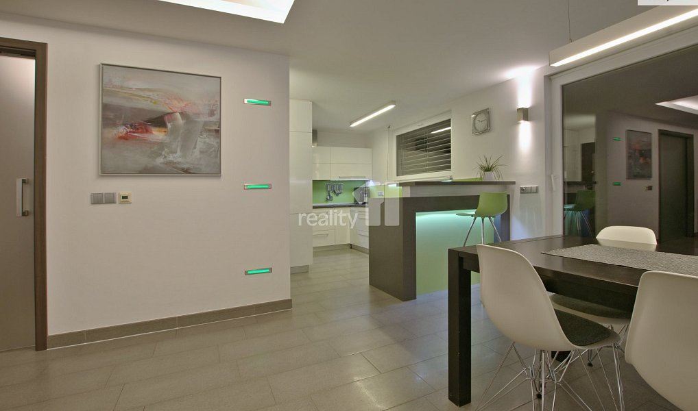 Prodej domu 200 m² s pozemkem 1 163 m², Šimonovice – náhled fotky 16