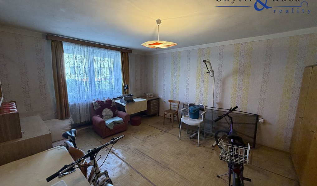 Prodej domu 200 m² s pozemkem 1 800 m², Sušice – náhled fotky 22