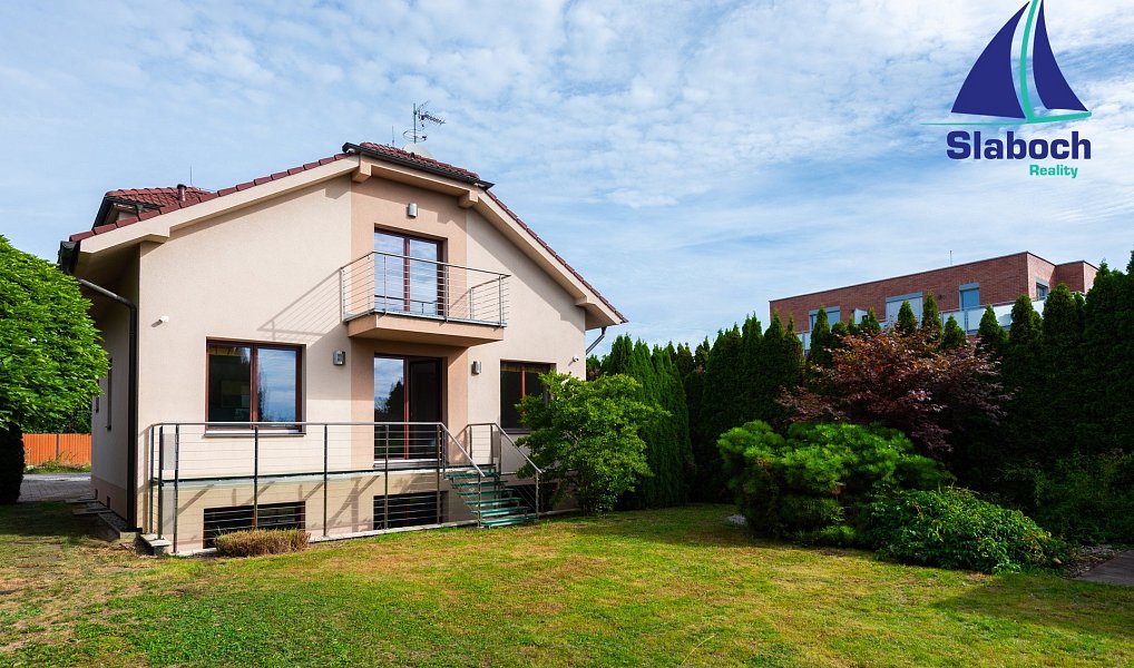 Prodej domu 198 m² s pozemkem 641 m², Praha – náhled fotky 46