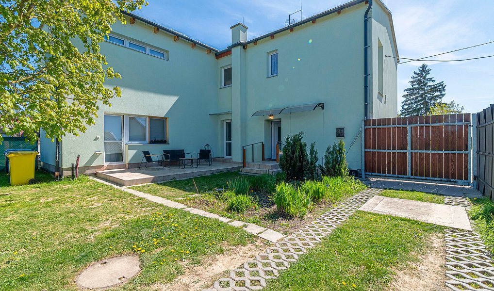 Prodej domu 210 m² s pozemkem 1 674 m², Štěpánov – náhled fotky 2