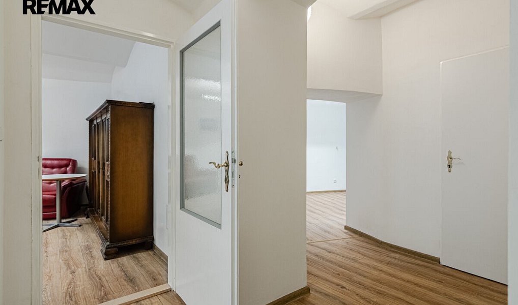 Prodej kanceláře 68 m², Kladno – náhled fotky 9