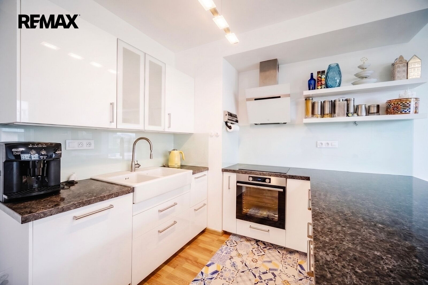 Prodej bytu 4+kk 93 m² – fotografie 5