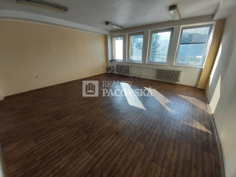 Kanceláře, Přístavní 507, Ústí nad Labem – pohled 3