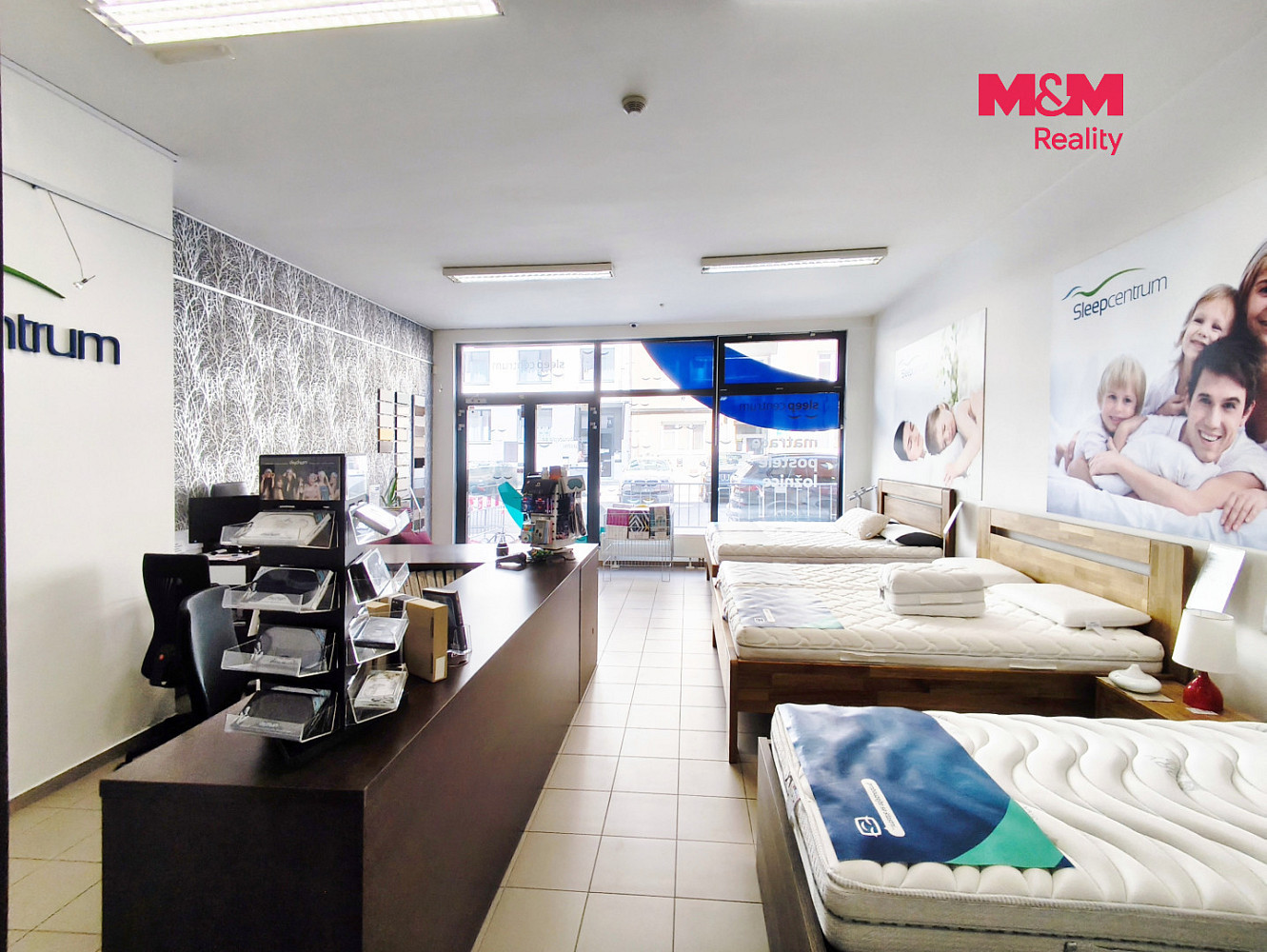 Pronájem obchodních prostor 172 m² — photo 2