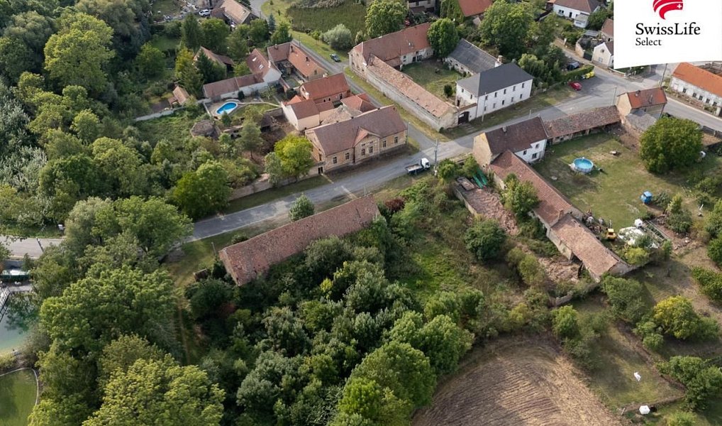 Prodej domu 620 m² s pozemkem 6 027 m², Klobuky – náhled fotky 30