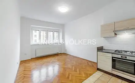 Pronájem bytu 3+kk 68 m²