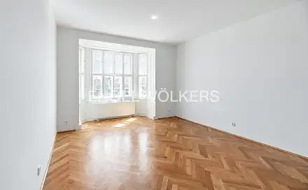 Pronájem bytu 4+1 143 m², Janáčkovo nábřeží, Praha 5 - Smíchov