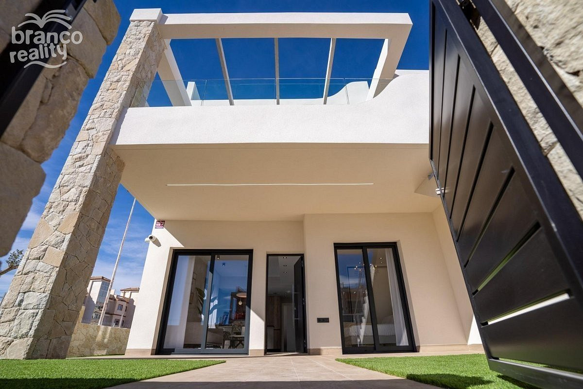 Prodej domu 83 m² s pozemkem 170 m² – pohled 2