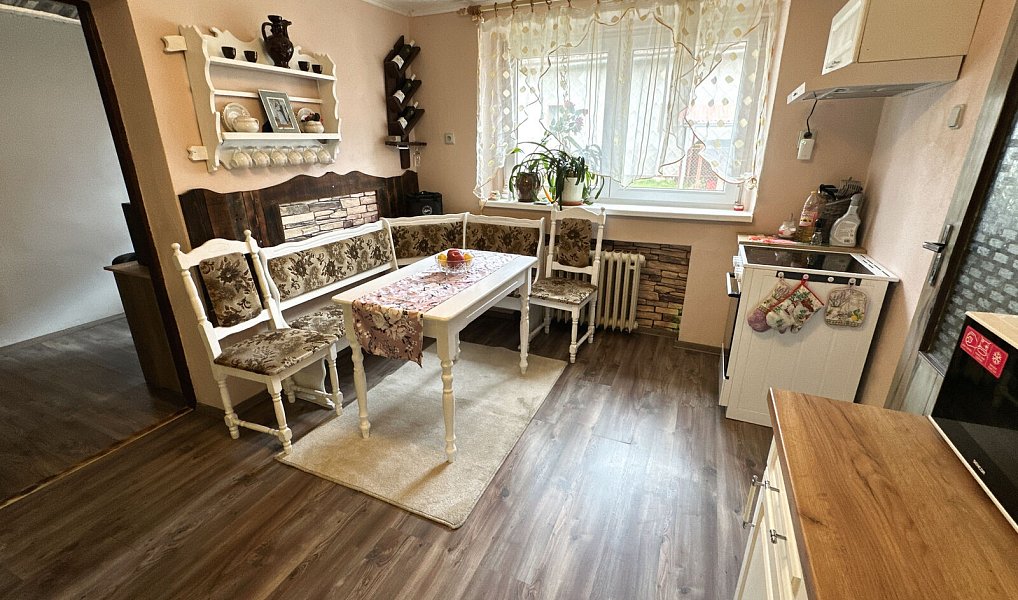 Prodej domu 203 m² s pozemkem 1 428 m², Tisová – náhled fotky 10