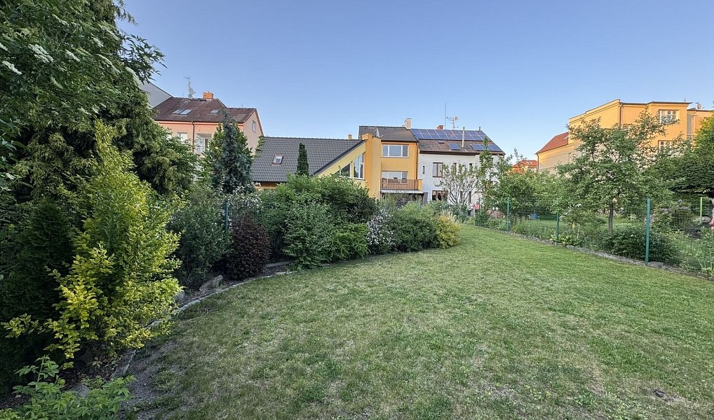 Prodej domu 139 m² s pozemkem 333 m², Plzeň – náhled fotky 2