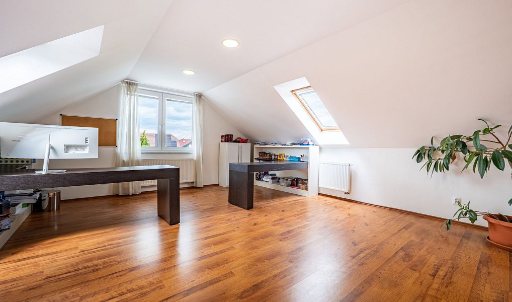 Prodej domu 211 m² s pozemkem 510 m², Rebešovice – náhled fotky 20