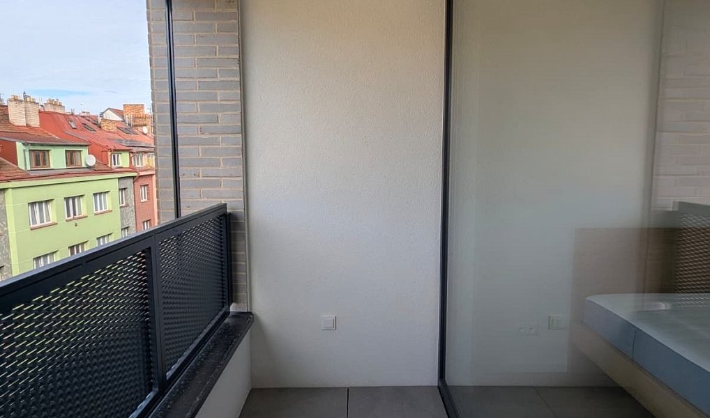Pronájem bytu 2+kk 53 m², Praha – náhled fotky 11
