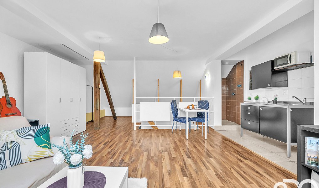 Prodej komerčního objektu (jiného typu) 220 m², Jičín – náhled fotky 19