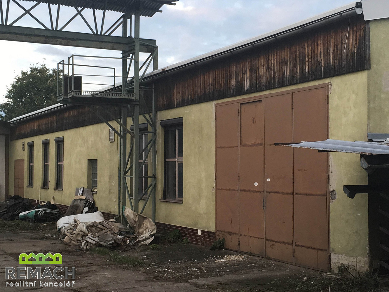 Pronájem skladovacích prostor 500 m²