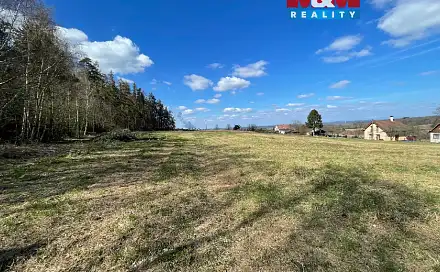 Prodej stavebního pozemku 1 297 m², Morašice, okres Pardubice