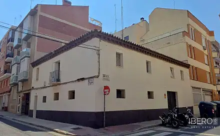 Prodej domu 279 m² s pozemkem 310 m², Zaragoza, Španělsko