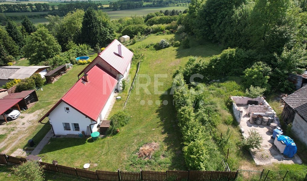 Prodej stavebního pozemku 963 m², Loučeň – náhled fotky 4
