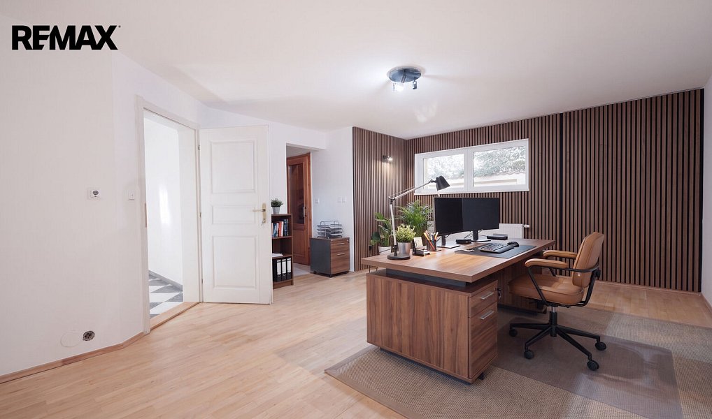 Prodej domu 520 m² s pozemkem 764 m², Roztoky – náhled fotky 26