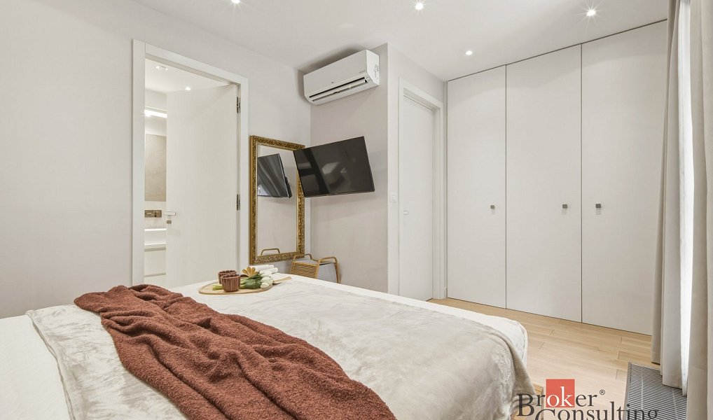 Prodej bytu 3+kk 102 m², Praha – náhled fotky 9