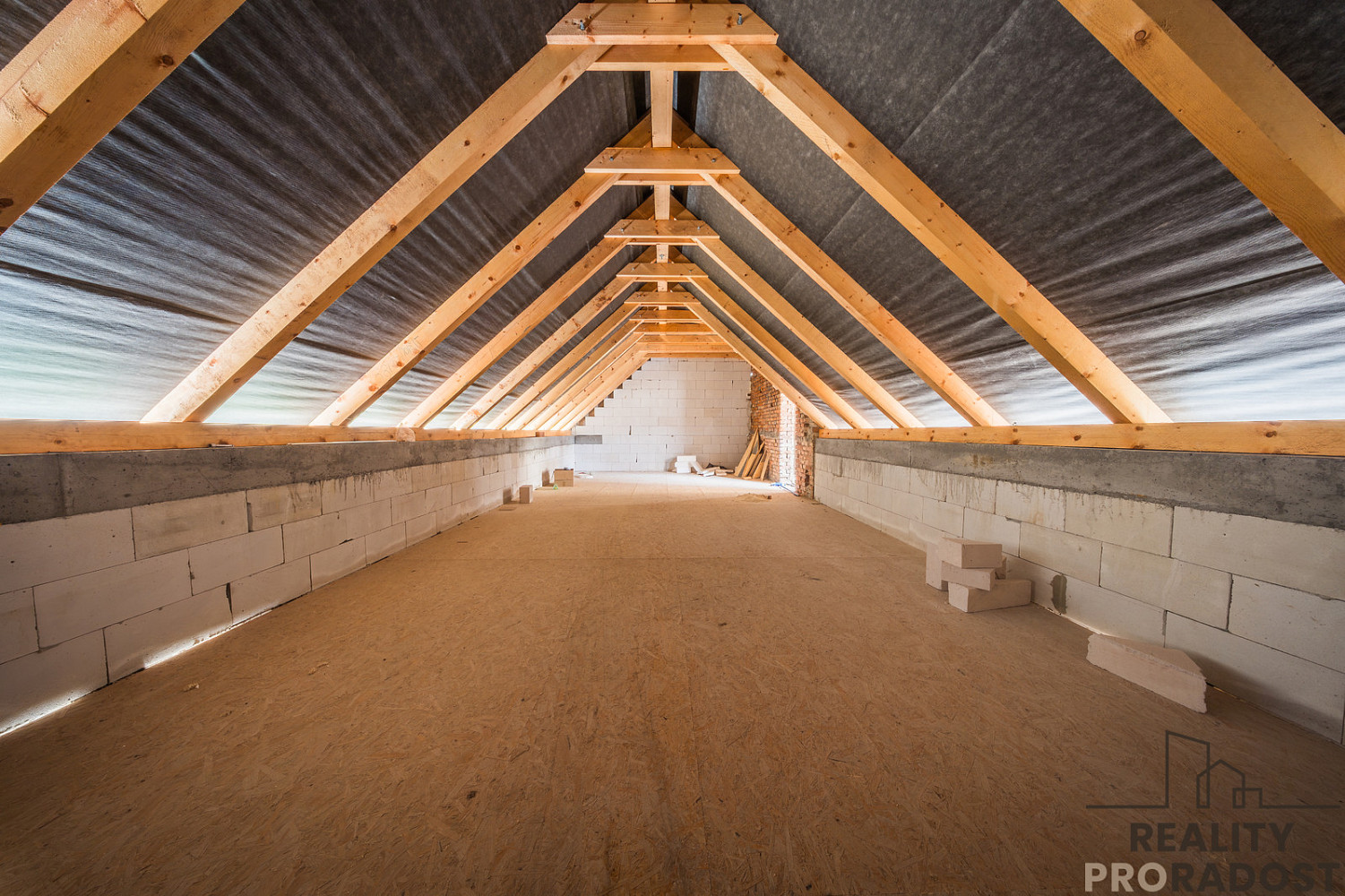 Prodej domu 160 m² s pozemkem 248 m² – fotografie 2
