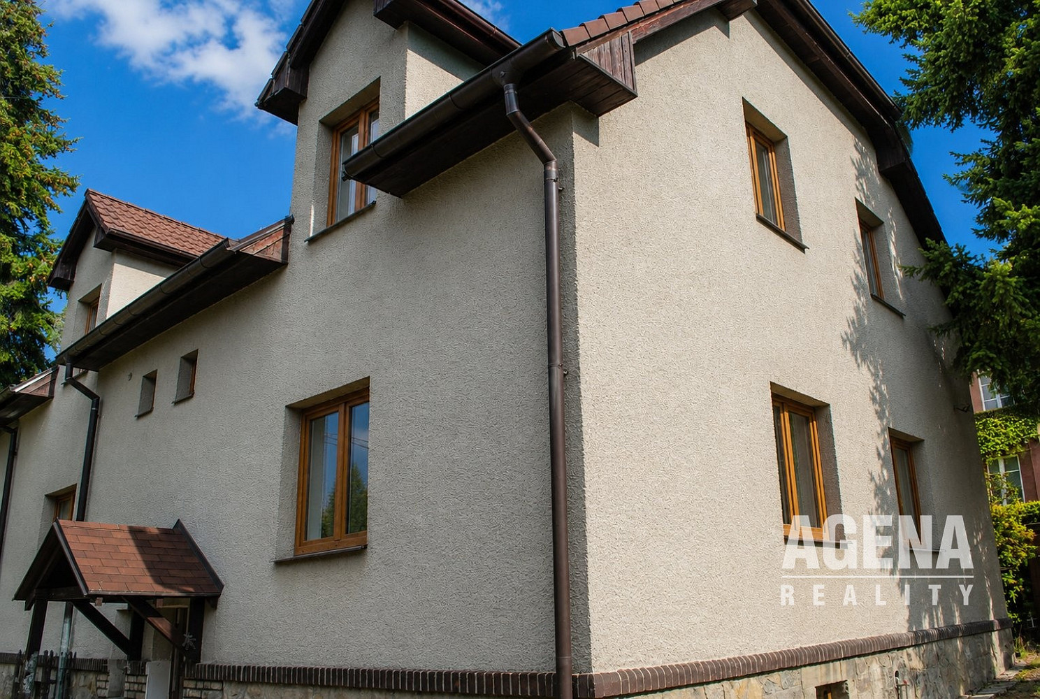 Prodej domu 330 m² s pozemkem 480 m² – pohled 6