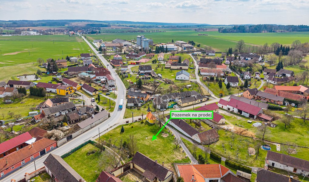 Prodej stavebního pozemku 1 200 m², Bečice – náhled fotky 6