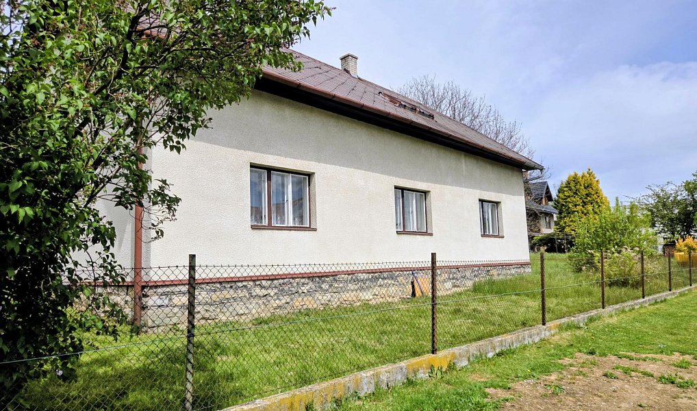Prodej domu 200 m² s pozemkem 1 857 m², Lichnov – náhled fotky 9