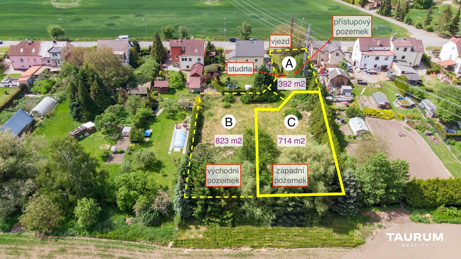 Prodej stavebního pozemku 910 m² – fotografie 2