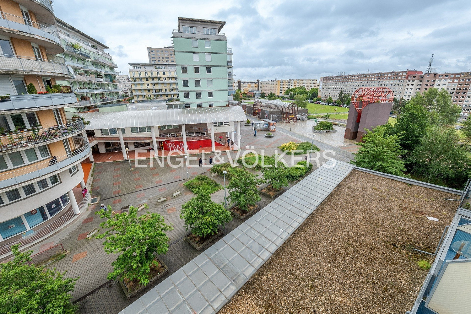 Pronájem bytu 3+kk 82 m² — photo 3