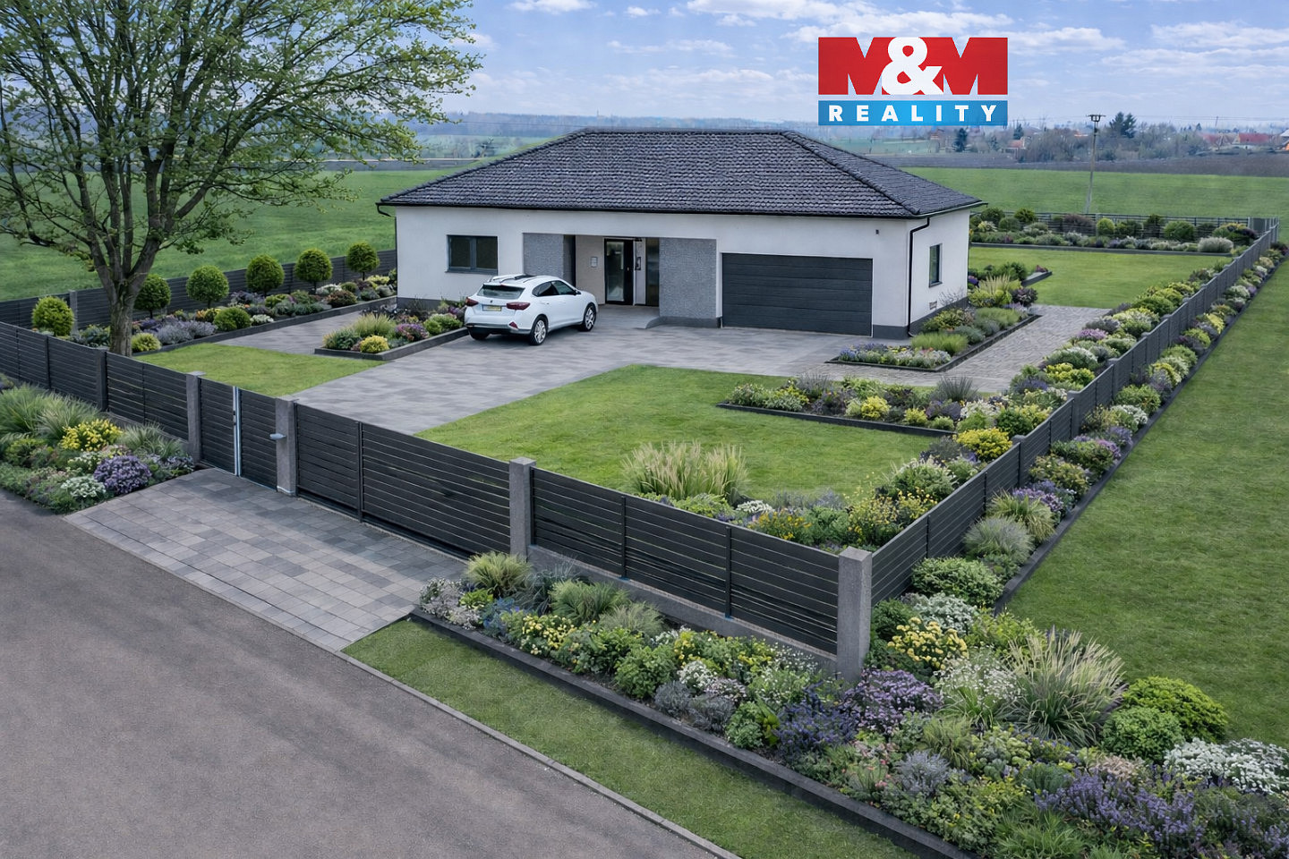 Prodej stavebního pozemku 1 953 m²