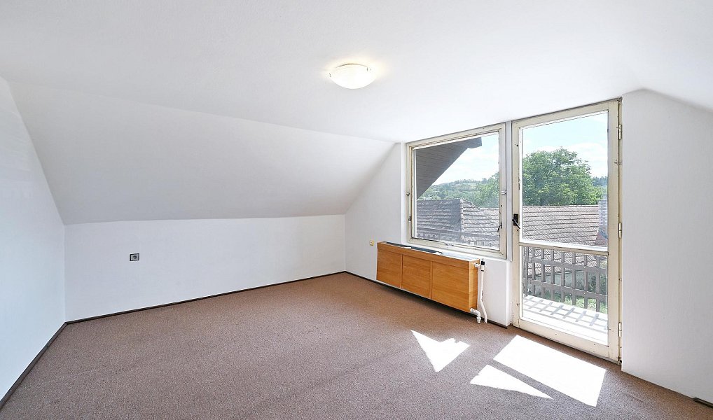 Prodej domu 250 m² s pozemkem 885 m², Milešov – náhled fotky 24