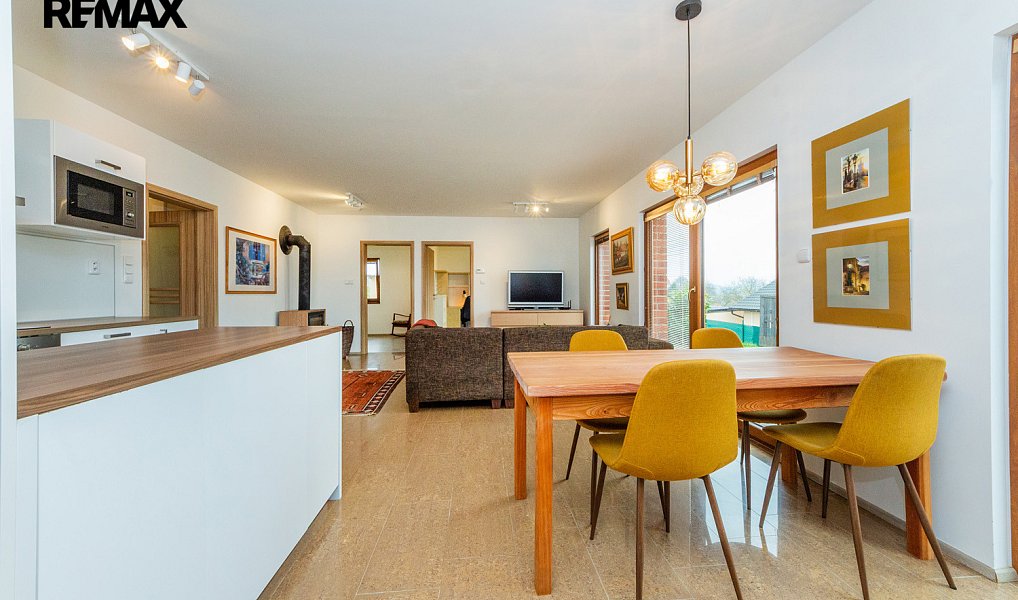 Prodej domu 112 m² s pozemkem 1 325 m², Soběhrdy – náhled fotky 7