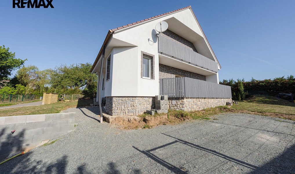 Prodej domu 174 m² s pozemkem 586 m², Malá Lhota – náhled fotky 19