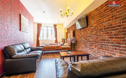 Pronájem bytu 2+kk 80 m², Zbrojnická, Plzeň - Vnitřní Město