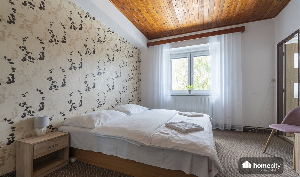 Prodej ubytovacího objektu 670 m², Hlinsko – náhled fotky 19