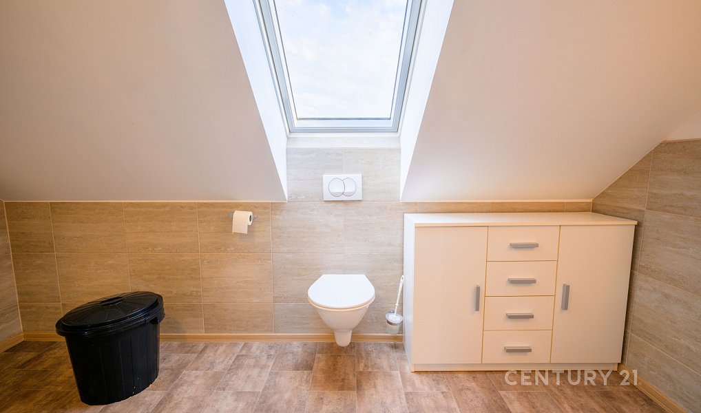 Prodej domu 180 m² s pozemkem 1 679 m², Červený Hrádek – náhled fotky 21