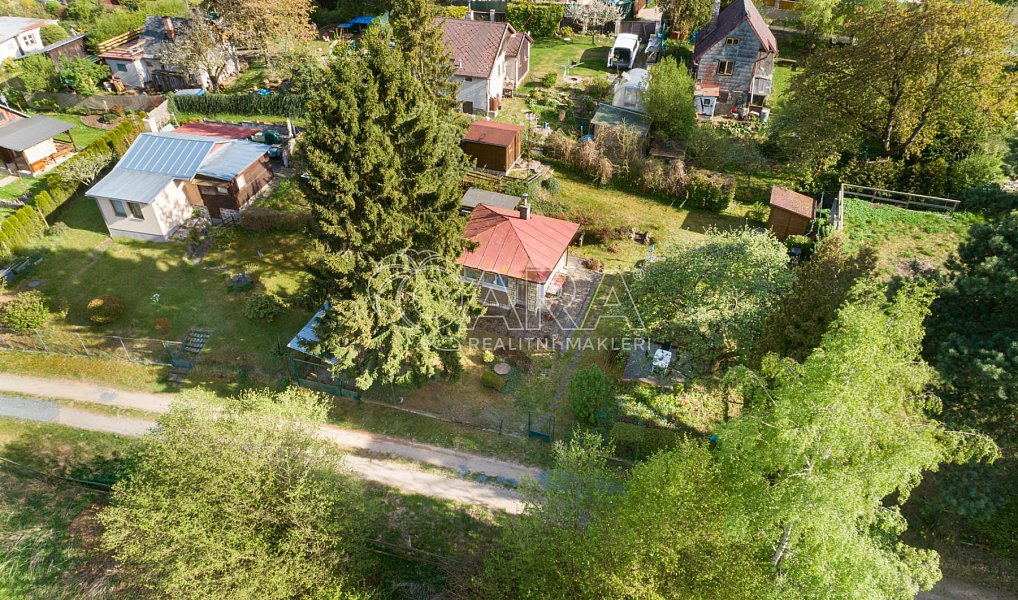 Prodej chaty/chalupy 622 m² s pozemkem 622 m², Kamenice – náhled fotky 15
