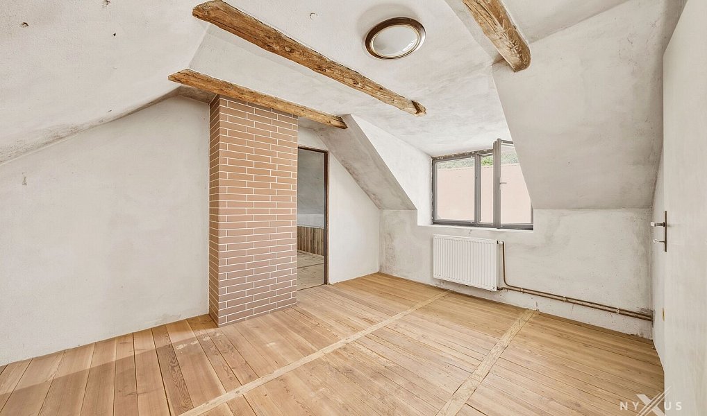 Prodej domu 213 m² s pozemkem 803 m², Chleby – náhled fotky 27