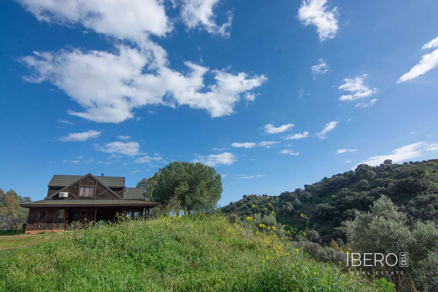 Prodej domu 240 m² s pozemkem 6 462 m²