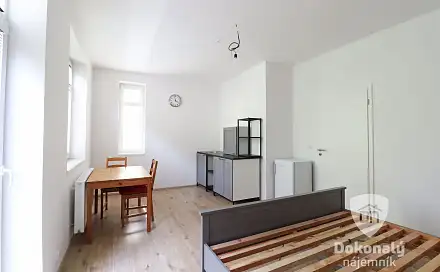 Pronájem bytu 1+kk 27 m²