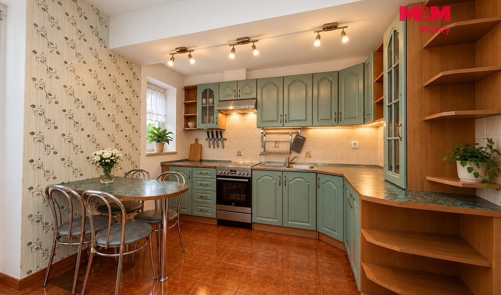Prodej domu 100 m² s pozemkem 2 311 m², Dobré – náhled fotky 6