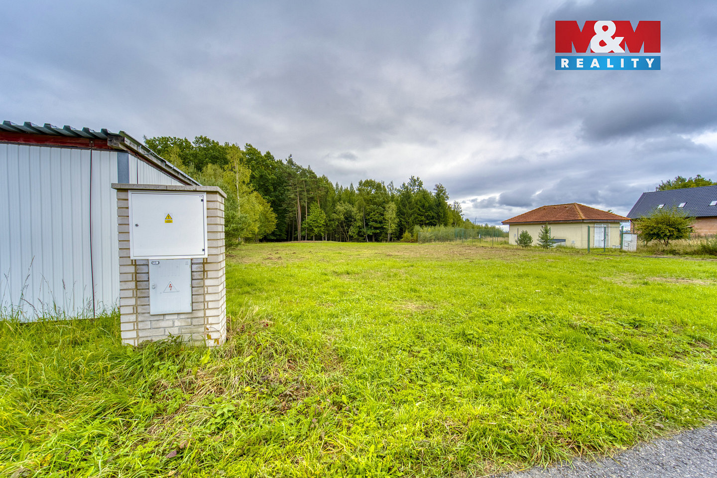 Prodej stavebního pozemku 1 816 m² – fotografie 3