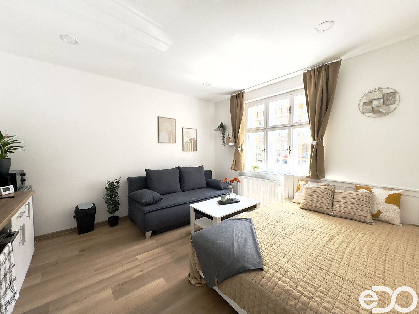 Pronájem bytu 1+kk 28 m² – fotografie 2