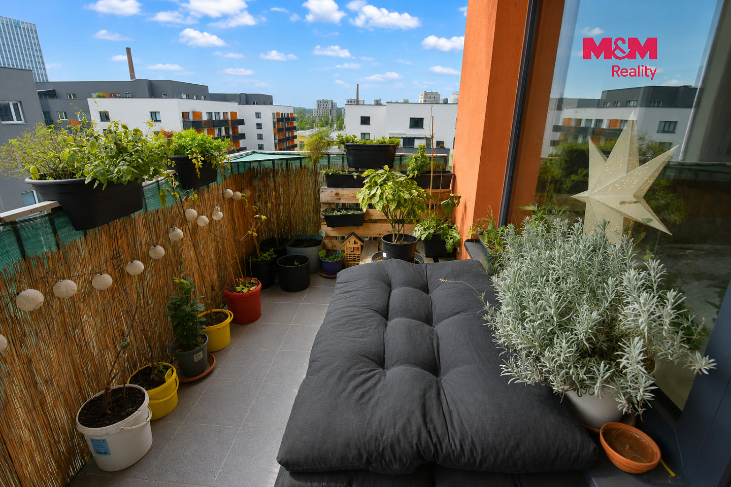 Pronájem bytu 2+kk 58 m² – fotografie 4
