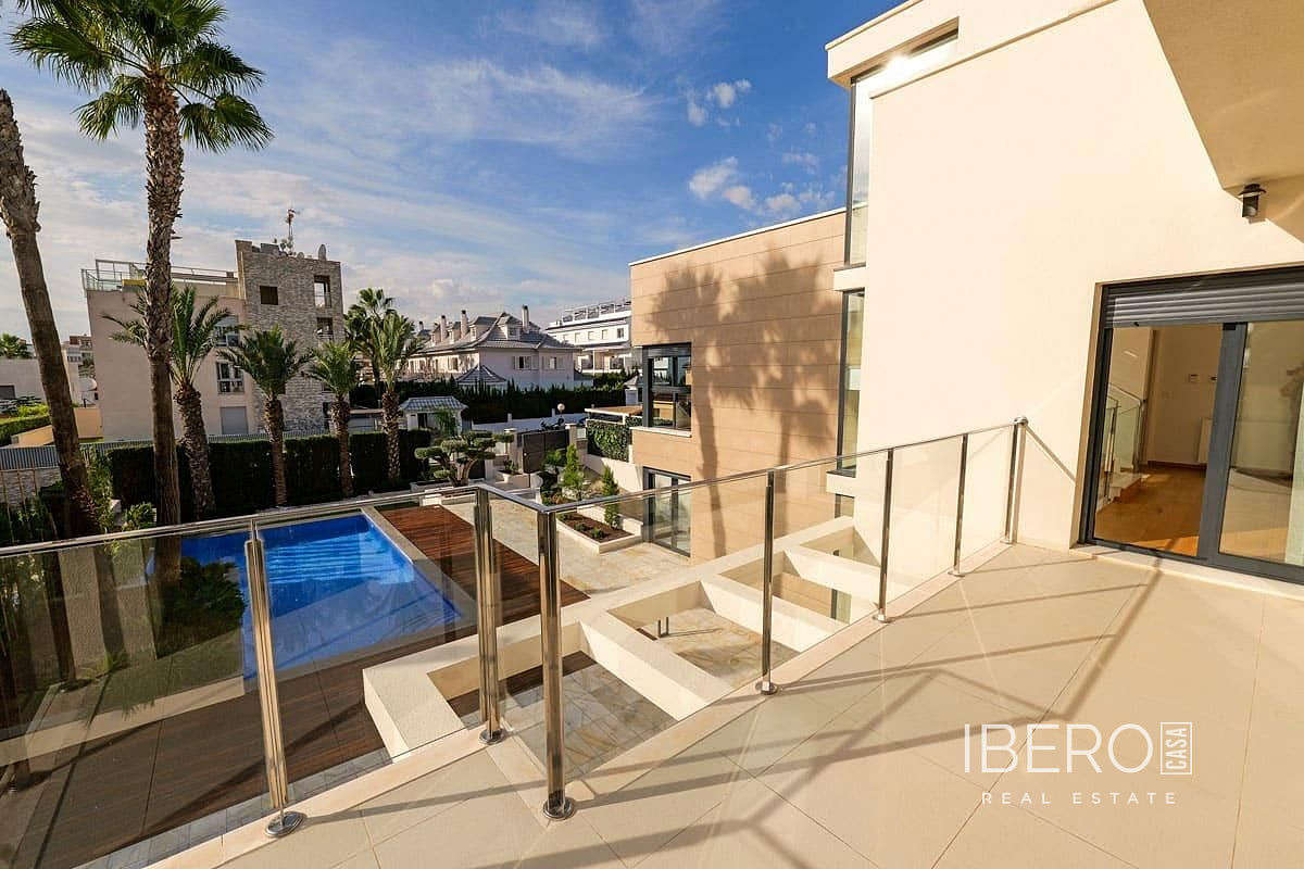 Casa 4+kk – Alacant / Alicante, Diputació, l'Alacantí - Més