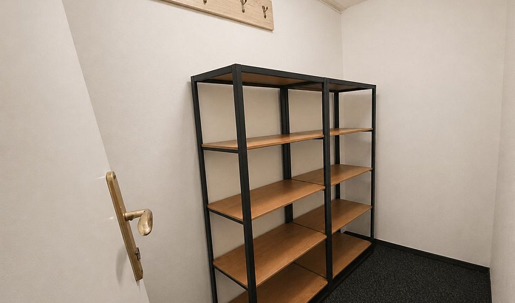 Pronájem obchodních prostor 35 m², Karlovy Vary – náhled fotky 8