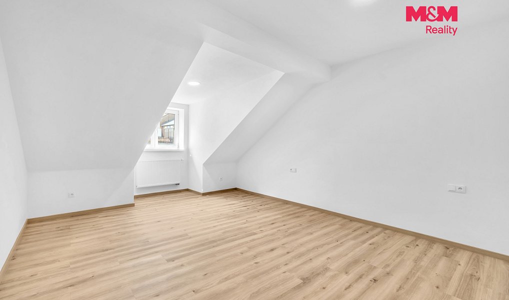 Prodej domu 134 m² s pozemkem 131 m², Polička – náhled fotky 13