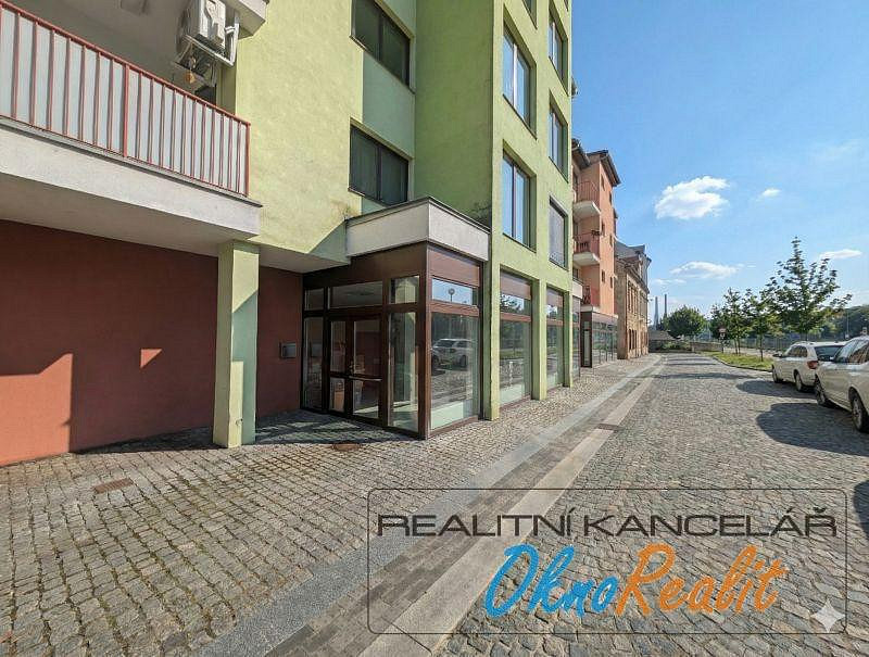 Prodej obchodních prostor 93 m² – fotografie 2